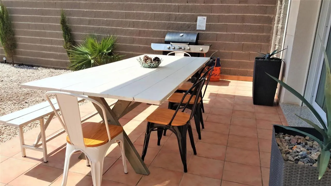 5 Bedrooms Private House 300M From Beach Roquetas de Mar